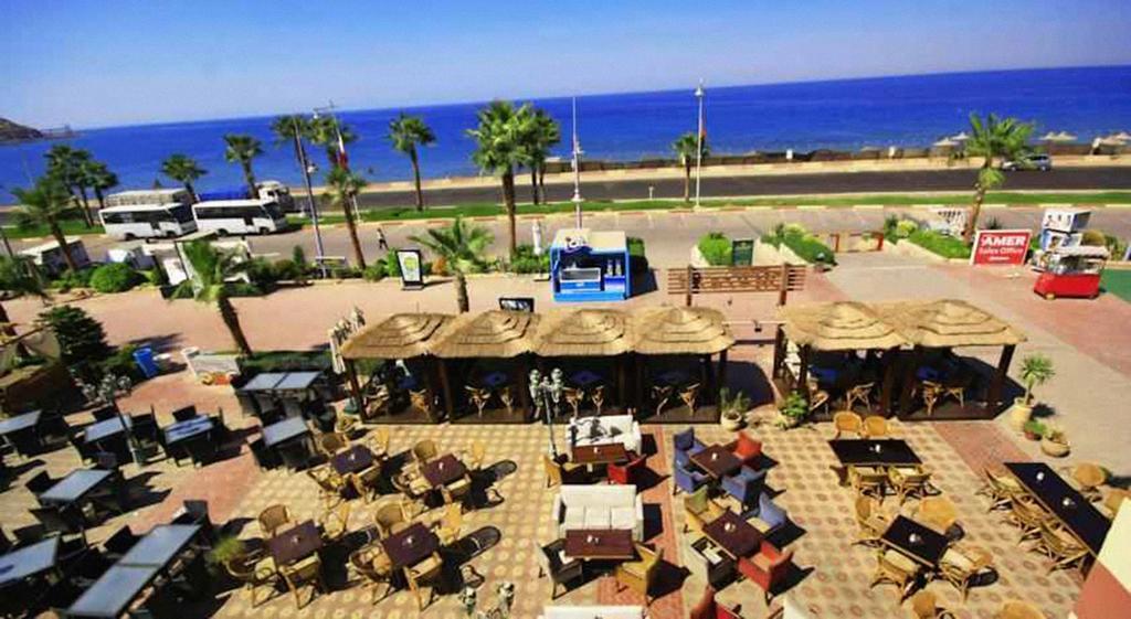 Two-Bedroom Apartment At Porto Sokhna Pyramids - Families Only عين السخنة الغرفة الصورة